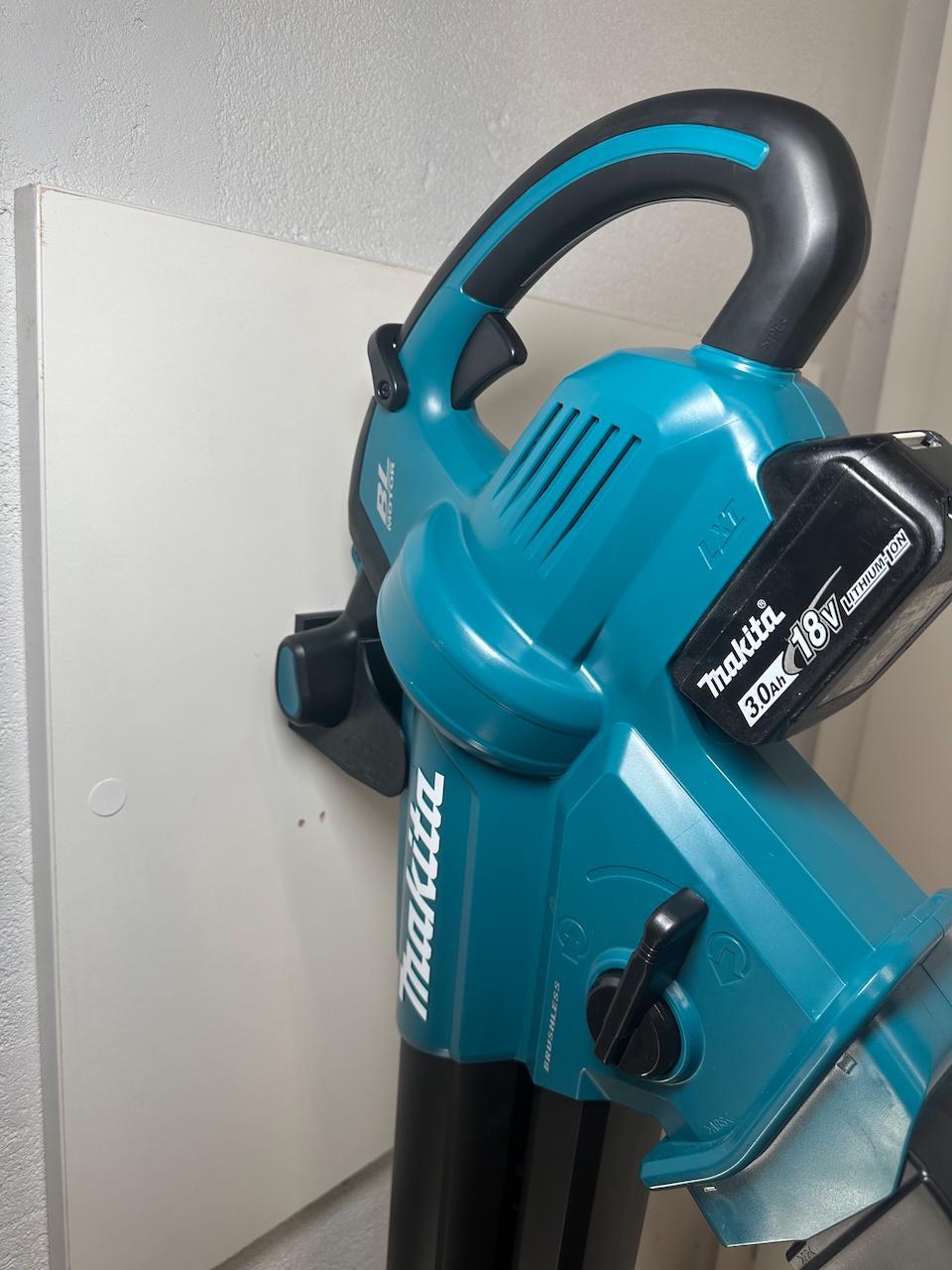 Makita DUB187 Wall Mount for Leaf Blower Storage in Garage or Shed