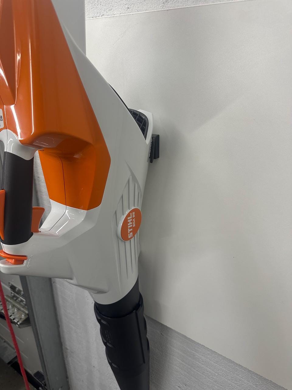 STIHL BGA86 Leaf Blower Wall Mount for Garage or Workshop