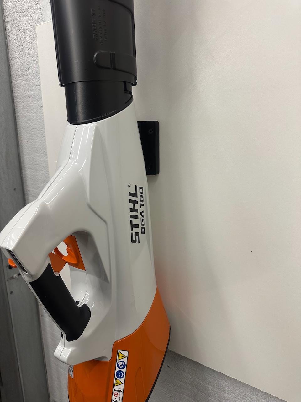 STIHL BGA100 Leaf Blower Wall Mount for Garage or Workshop