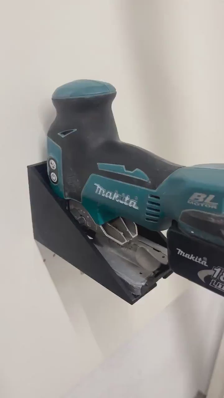 Jigsaw wallmount for Makita, easy storage, front loaded video