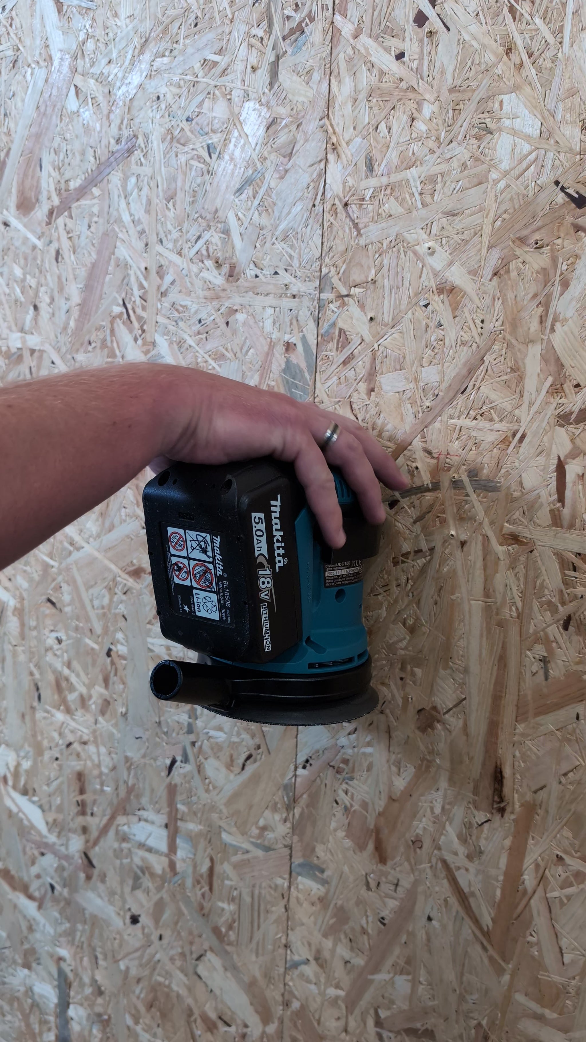 Makita DBO180 XOB01 18V LXT Random Orbit Sander Wall Mount Holder