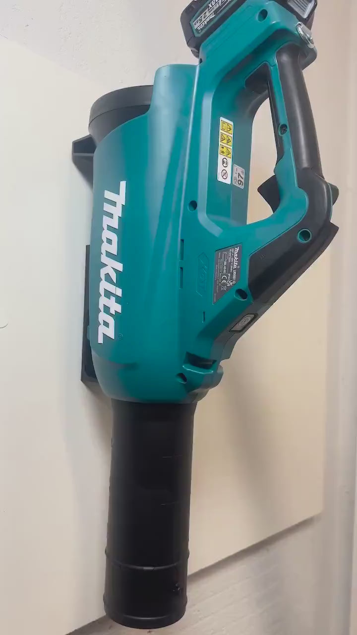 MAKITA 40V UB001G / GBU01 Leaf Blower Wall Mount, quick and easy wall storage video